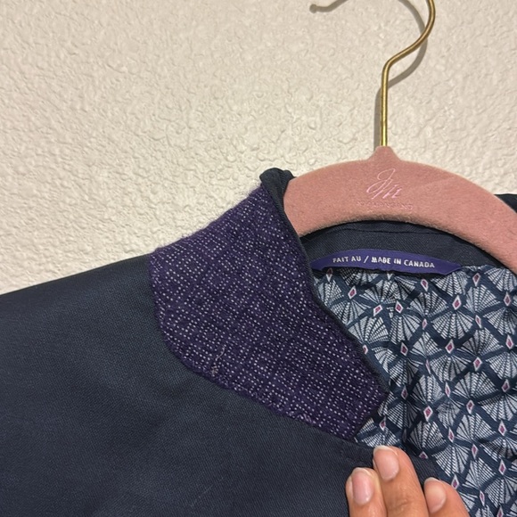 Ted Baker Men's Navy and Blue Tailored 100% Wool Mock Neck Blazer - Picture 5 of 7